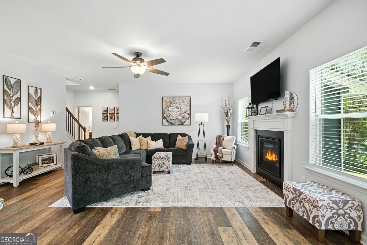 Four Seasons - Residential