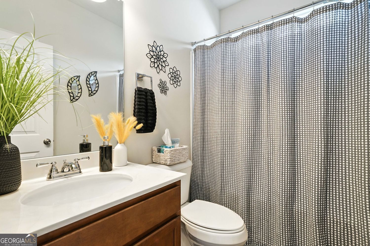 Four Seasons - Residential