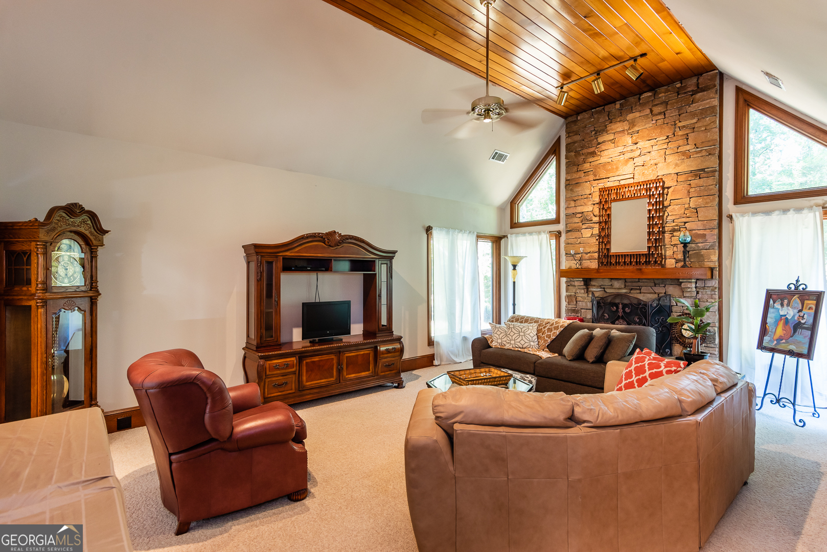 Conyers, Georgia 30094, United States, 3 Bedrooms Bedrooms, ,3 BathroomsBathrooms,Residential,Pending,201245