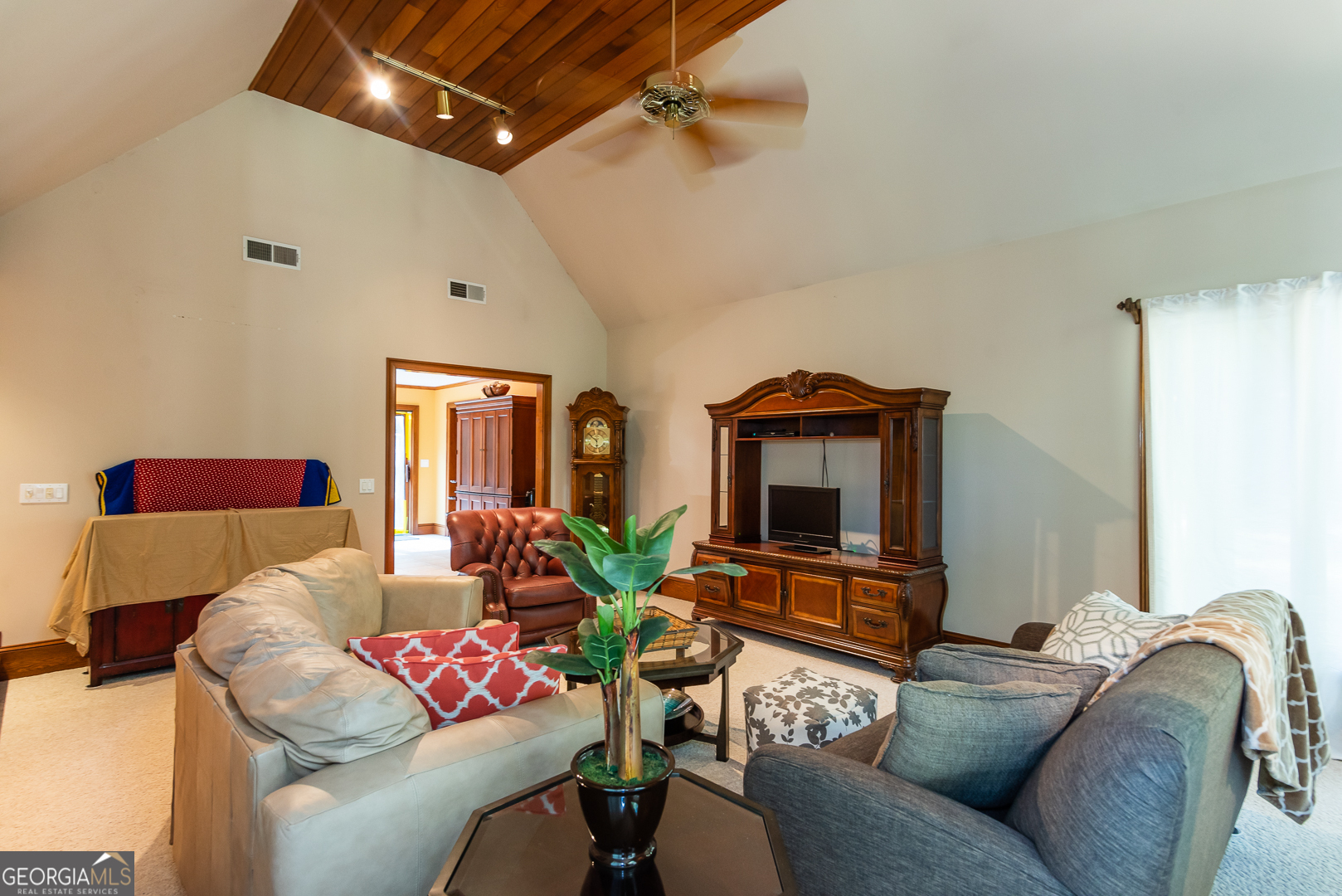 Conyers, Georgia 30094, United States, 3 Bedrooms Bedrooms, ,3 BathroomsBathrooms,Residential,Pending,201245