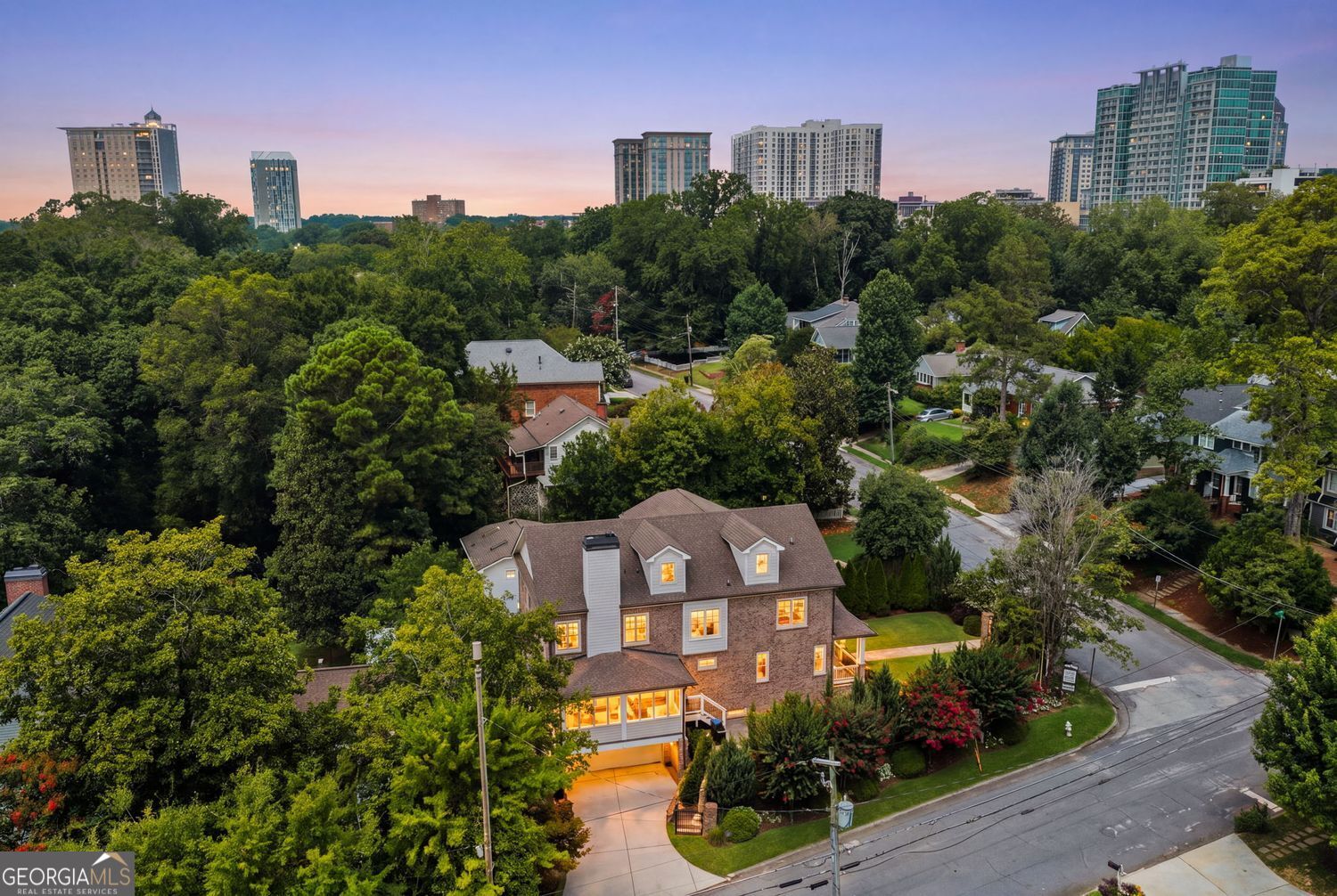 383 Peachtree AVE NE