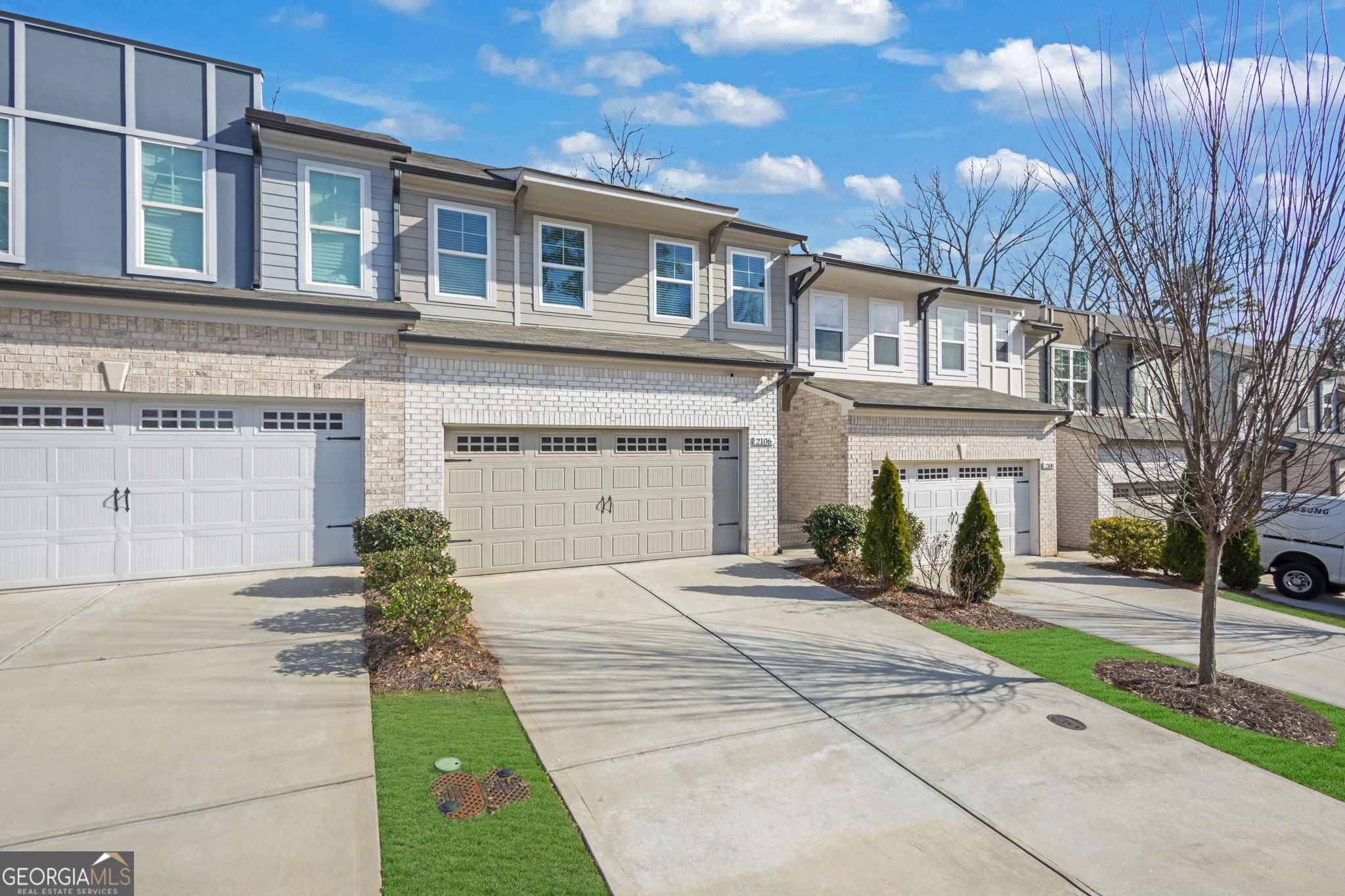 2106 Garden PL