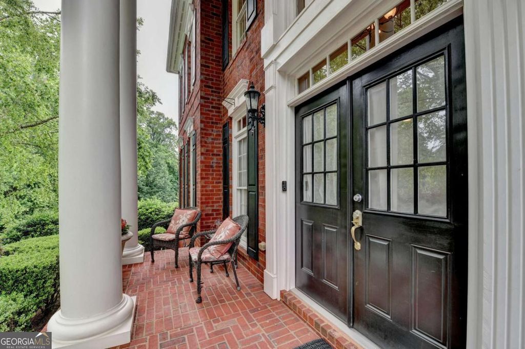 Photo of 5283 Whitehaven Park Lane SE, Smyrna, GA 30126 (MLS # 10763919)