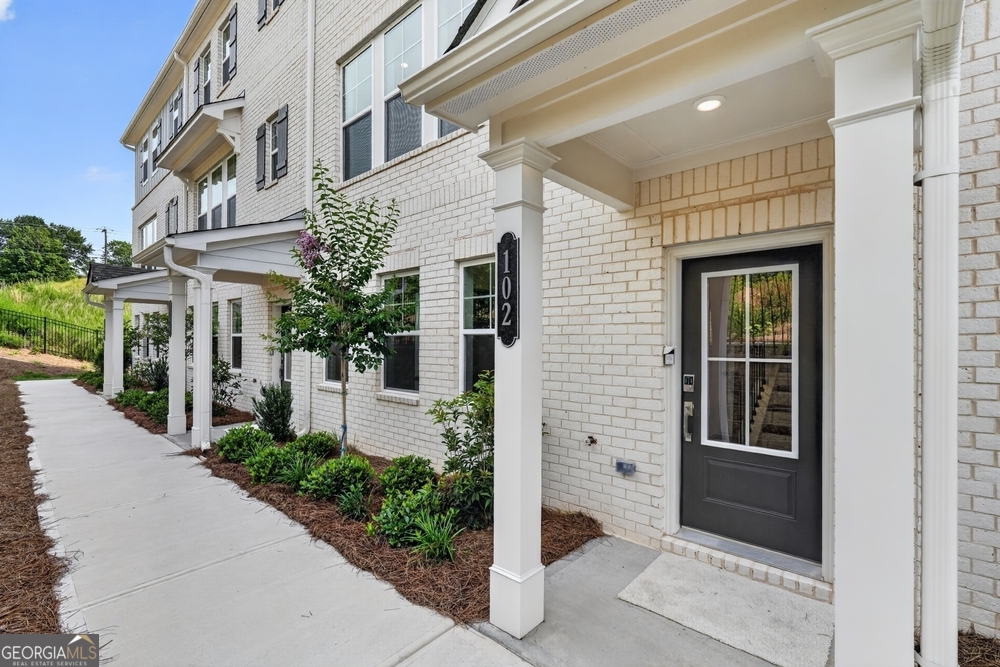 102 Epperly WAY