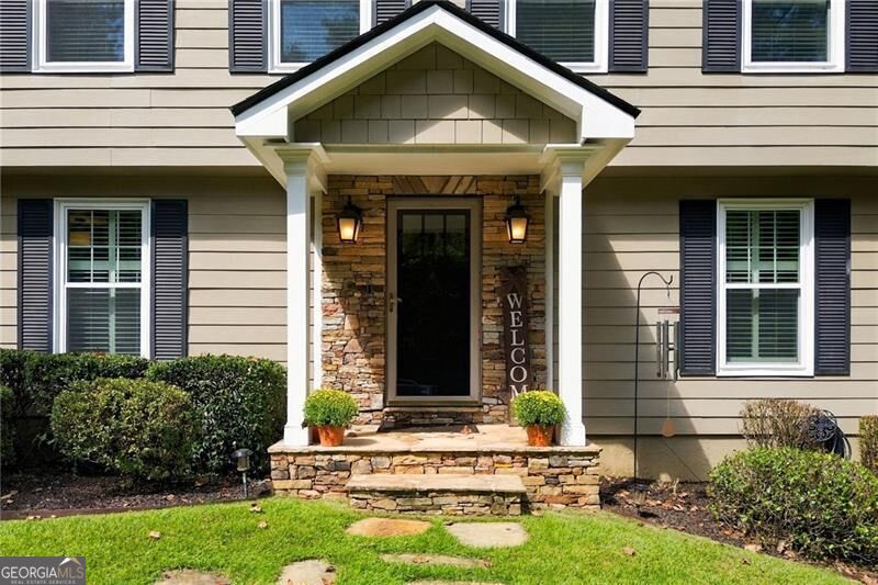 345 High Meadow DR