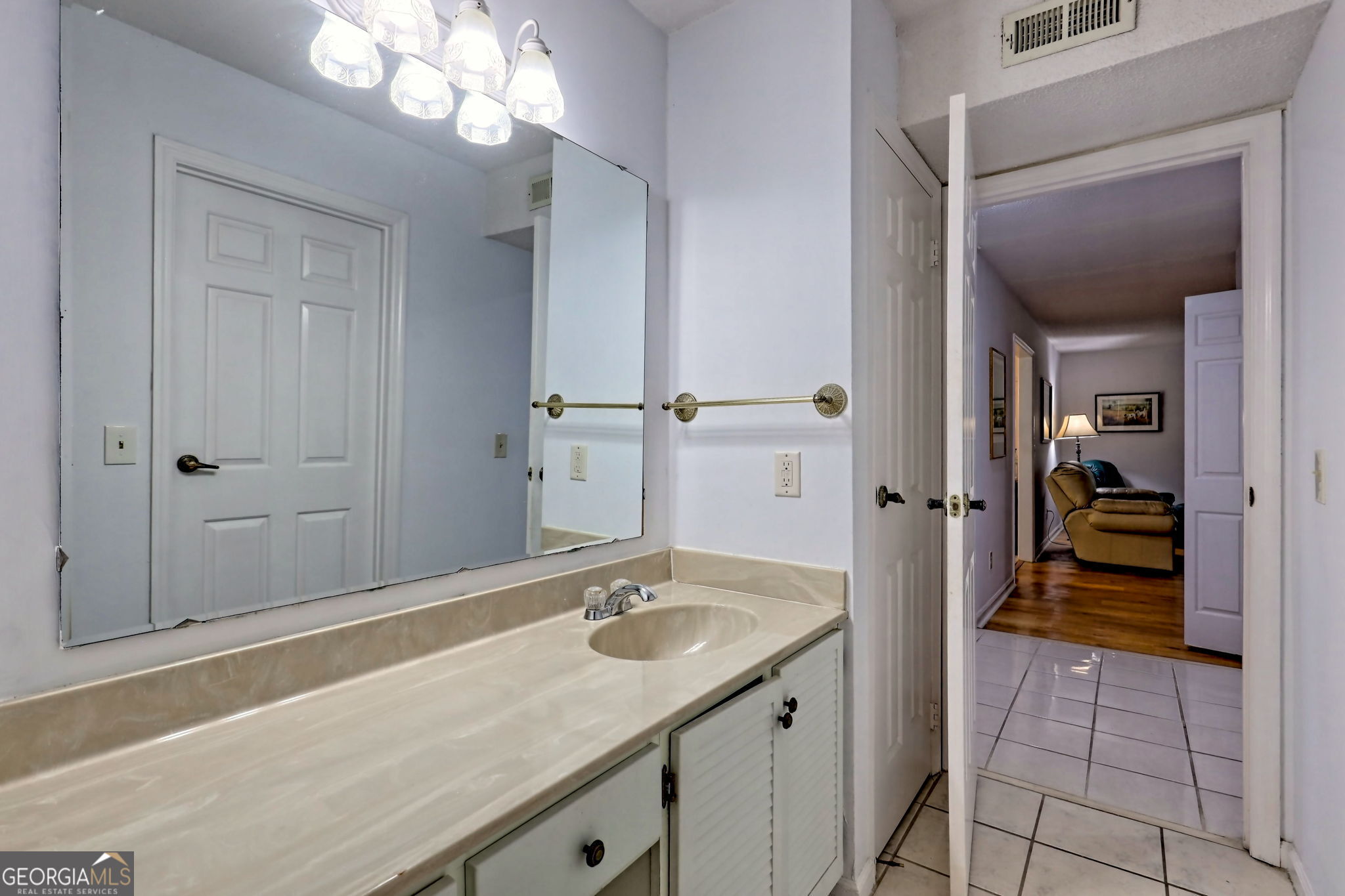 Clayton, Georgia 30525, United States, 3 Bedrooms Bedrooms, ,3 BathroomsBathrooms,Residential,Active,188928