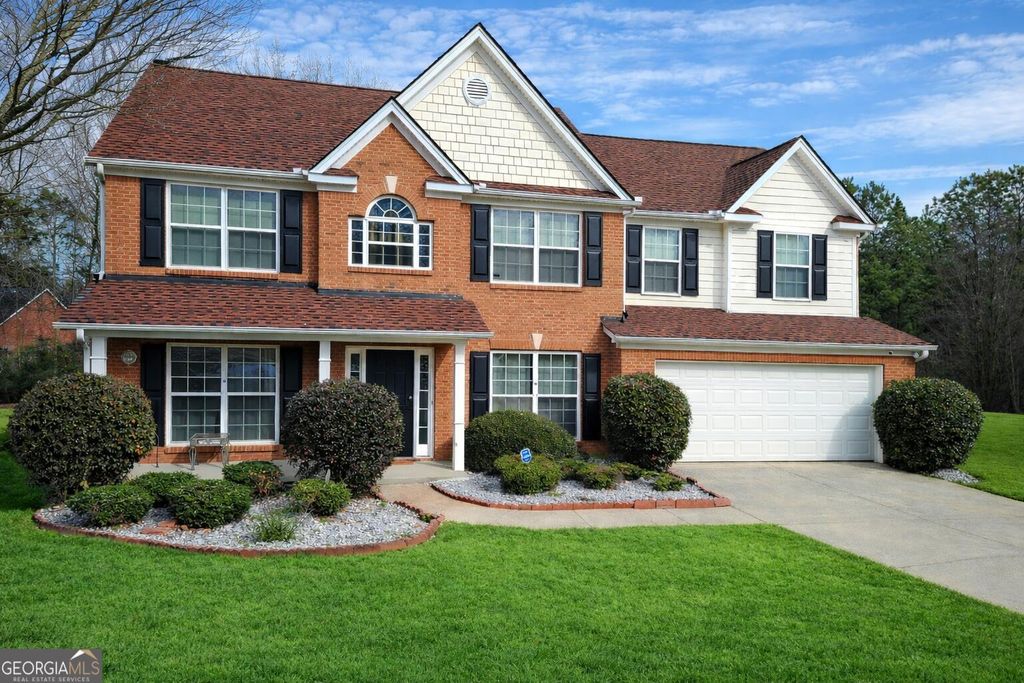 Photo of 1020 Chandler Ridge Drive SE, Lawrenceville, GA 30045 (MLS # 10688130)