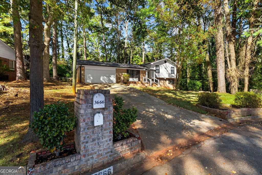 Photo of 3666 Stanford Circle, Decatur, GA 30034 (MLS # 10630766)
