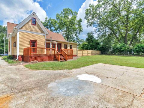 A home in Locust Grove