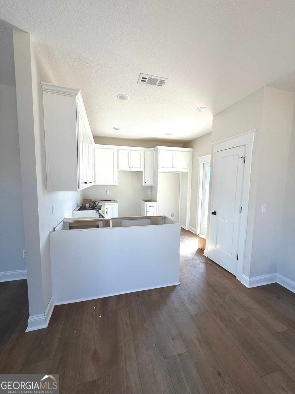 Photo of 816 Porter St, Blackshear, GA 31516 (MLS # 10680383)