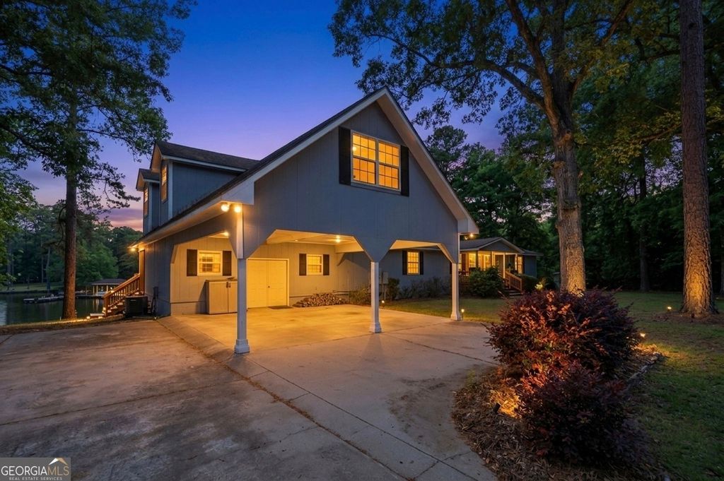 Photo of 201 Collins Road NW, Milledgeville, GA 31061 (MLS # 10741410)