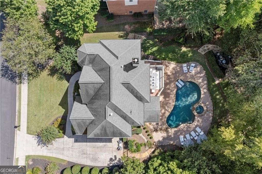 Photo of 1050 Chasewood Trail, Alpharetta, GA 30005 (MLS # 10761674)