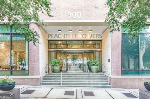 Photo of 300 Peachtree Street #APT 9D, Atlanta, GA 30308 (MLS # 10551939)