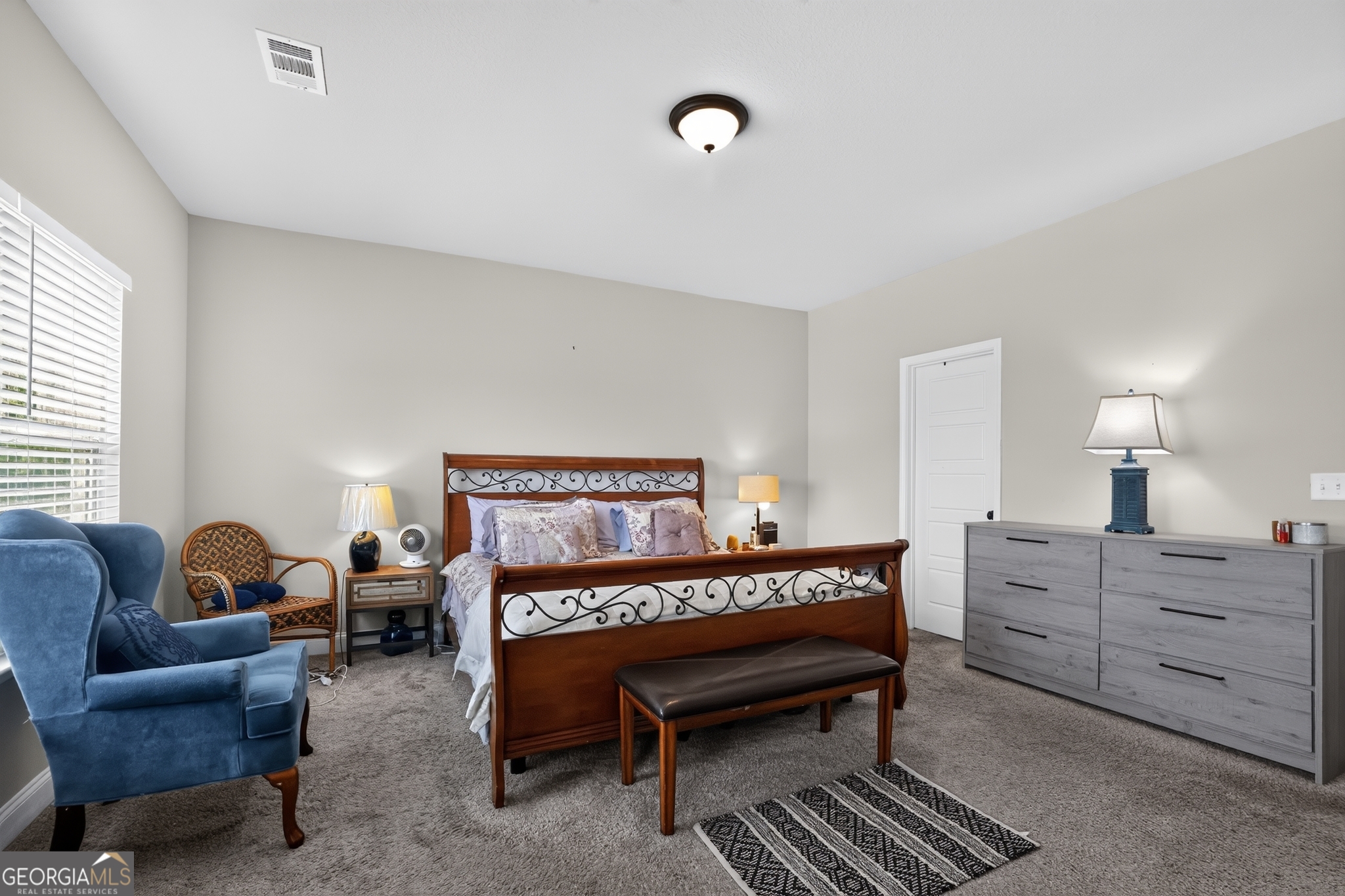 106 Rutledge LN