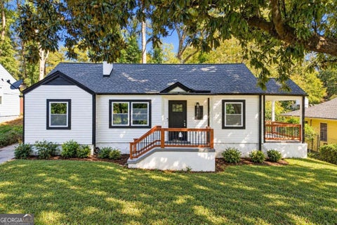 Photo of 1443 Avon Avenue SW, Atlanta, GA 30310 (MLS # 10880673)