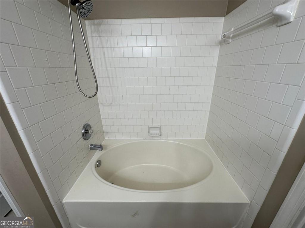 Korona - Residential Lease