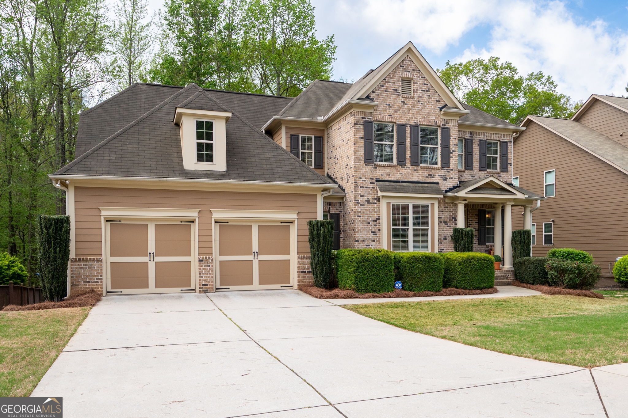 4421 Wooded Oaks NW