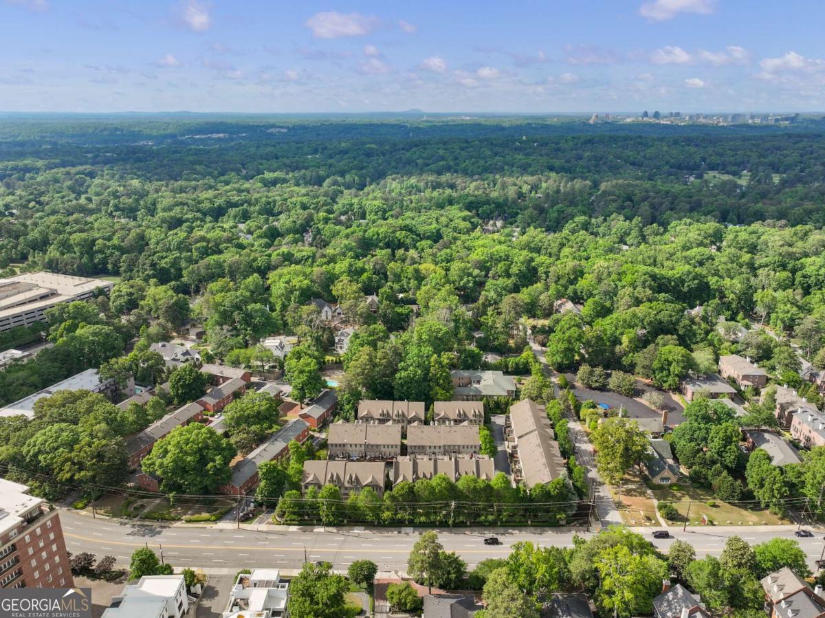 3668 Brookhaven Manor XING NE