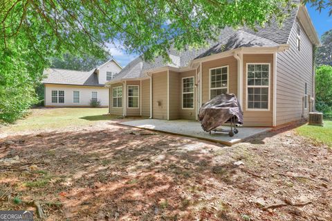 A home in Newnan