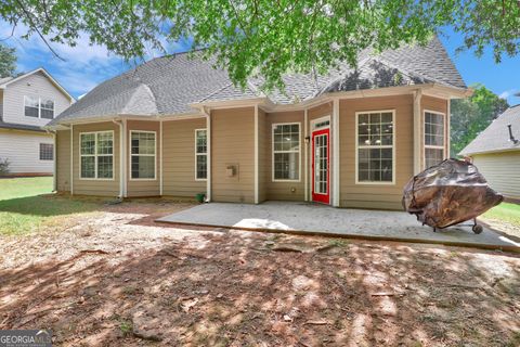 A home in Newnan