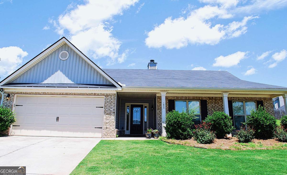 FIVE Bedrooms THREE Baths in CITY OF JEFFERSON SCHOOL DISTRICT FOR LEASE! This home has all the space you need. Beautiful kitchen with stainless steel appliances with an open concept to expansive living room with fireplace, formal dining room and dinette area overlooking the back yard. Entertain under the covered back porch. 2 Car Garage and Covered Rocking Chair Front Porch. This home is located inside a neighborhood with amenities - pool and playground. Don't miss this chance to lease this spacious home today. There is an application fee of $75. Completed applications are considered on a "first-come, first-serve" basis. Approved applicants are required to execute a Lease Agreement and submit the full security deposit within 48 hours after approval of the Lease. Minimum Lease term is one-year. Resident pays for ALL utilities including trash, sewer, water, power, cable, internet, etc. Resident is also responsible for lawn maintenance.