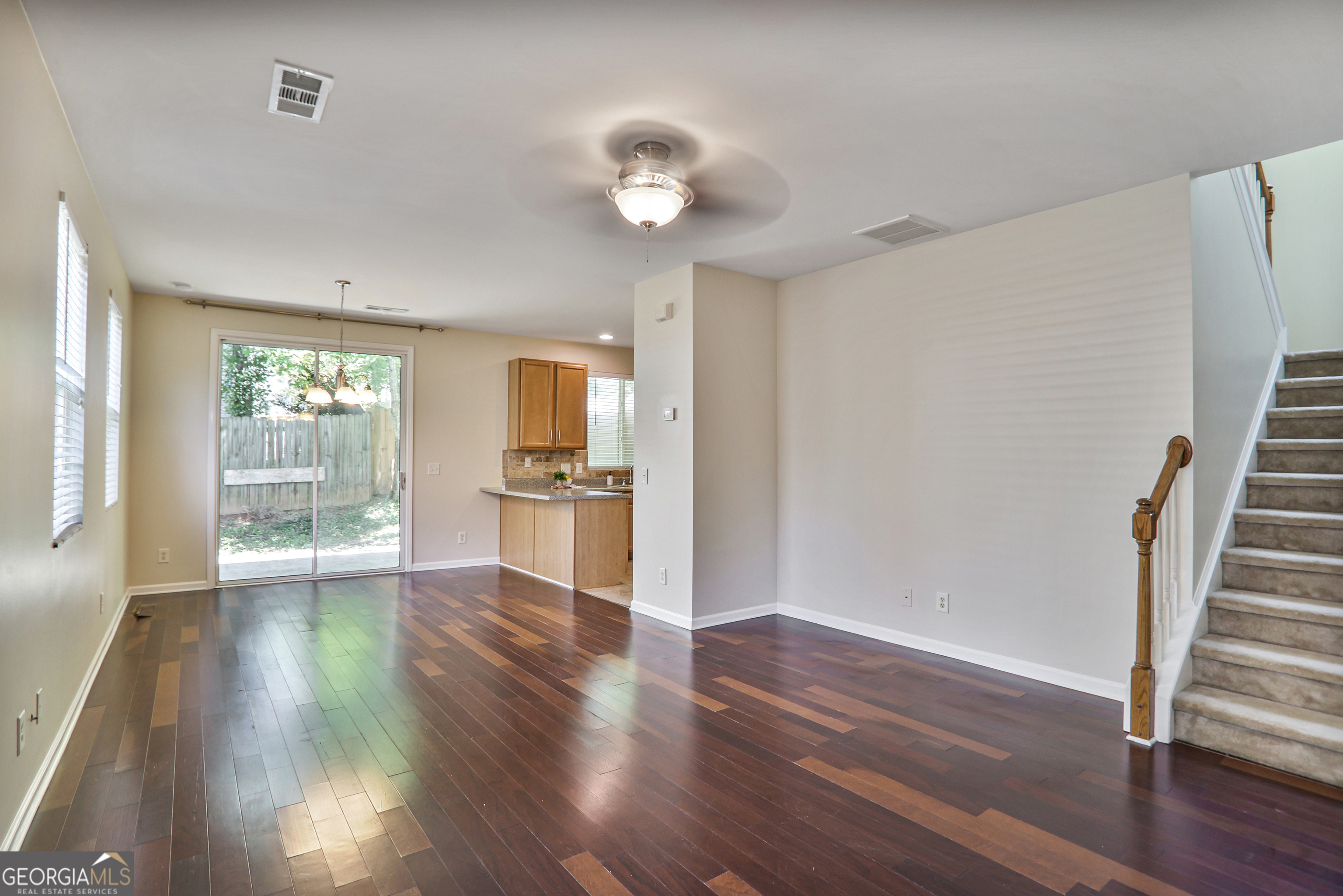 408 Sureyya DR