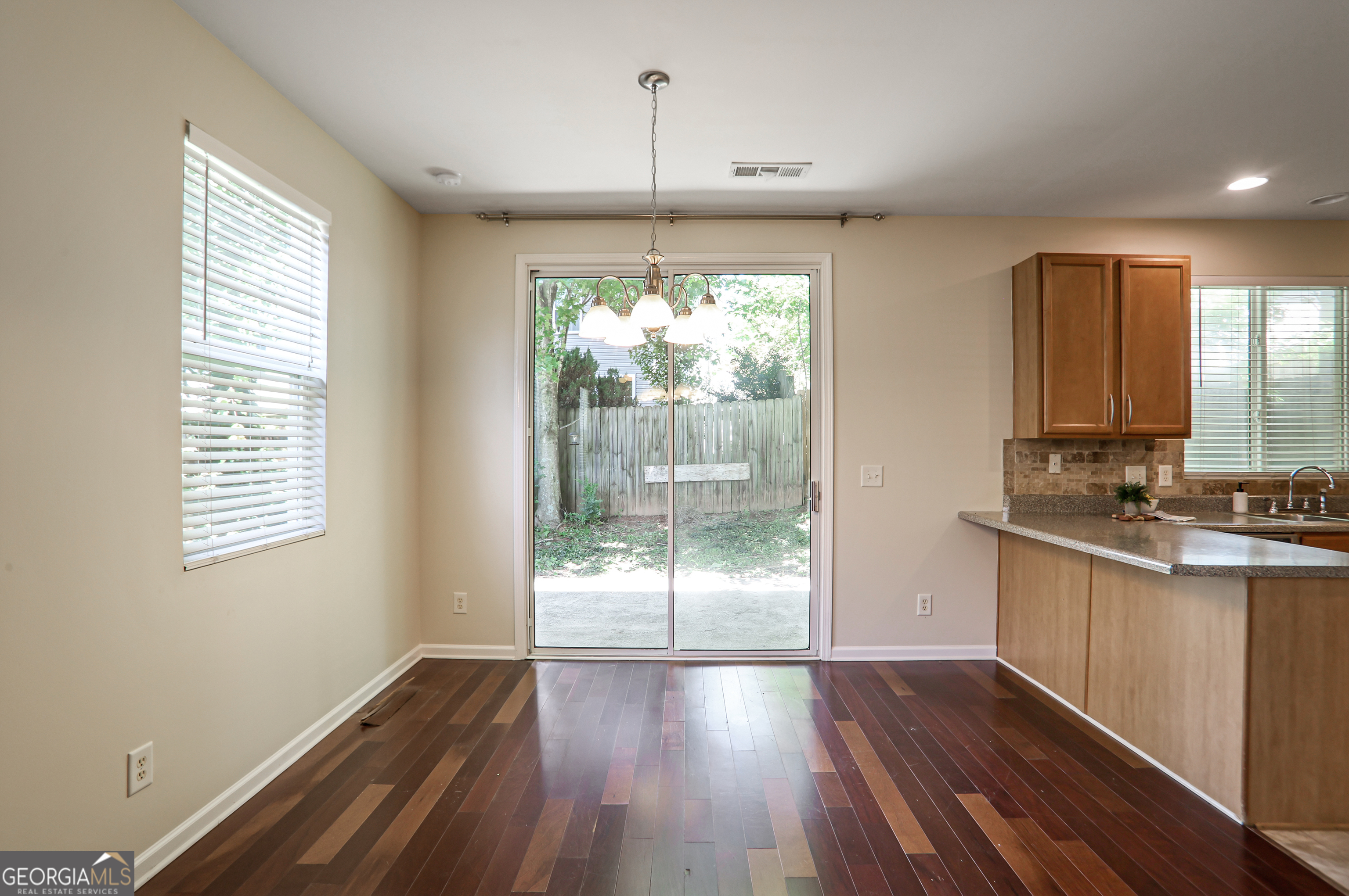 408 Sureyya DR