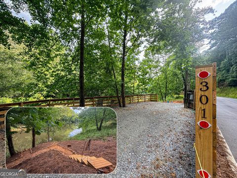 Photo of 301 Ogden Drive, Ellijay, GA 30540 (MLS # 10806398)