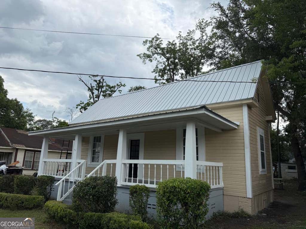 Photo of 410 Adair Street, Valdosta, GA 31601 (MLS # 10781542)