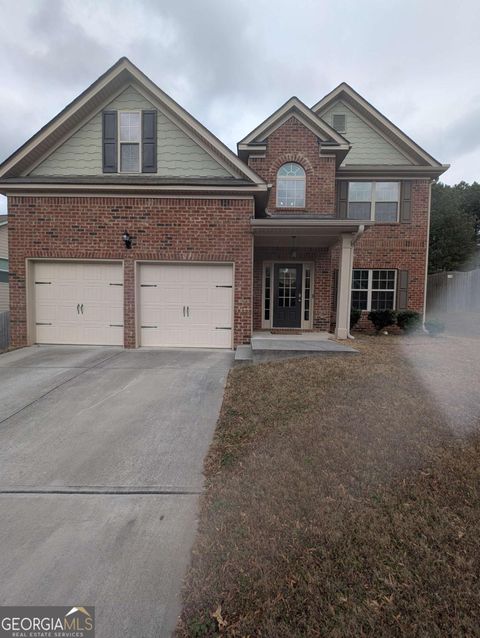 4247 Savannah TRCE Atlanta GA 30349