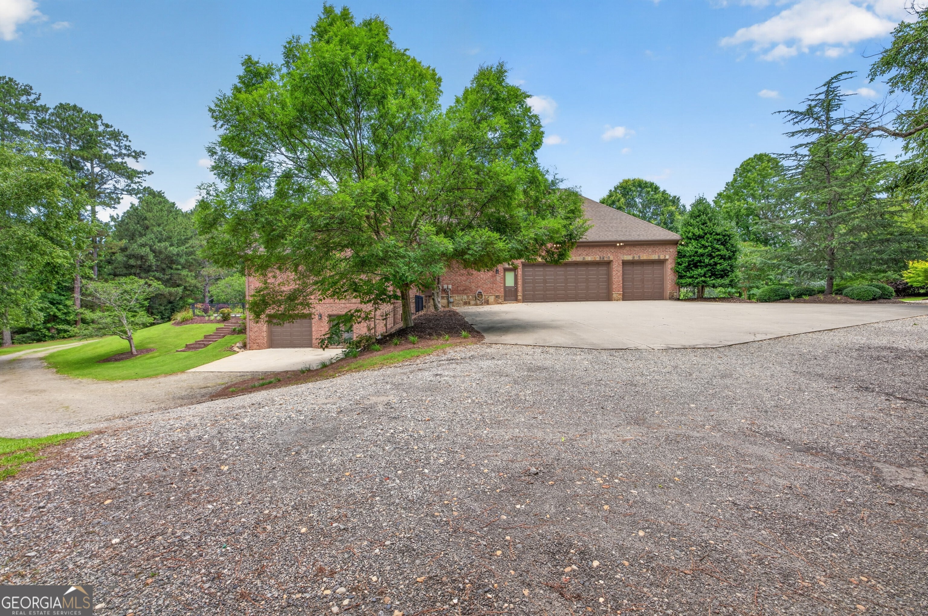 3505 Watson RD