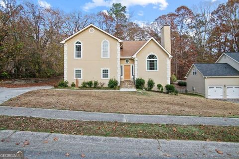 5705 Glandor DR SE Mableton GA 30126