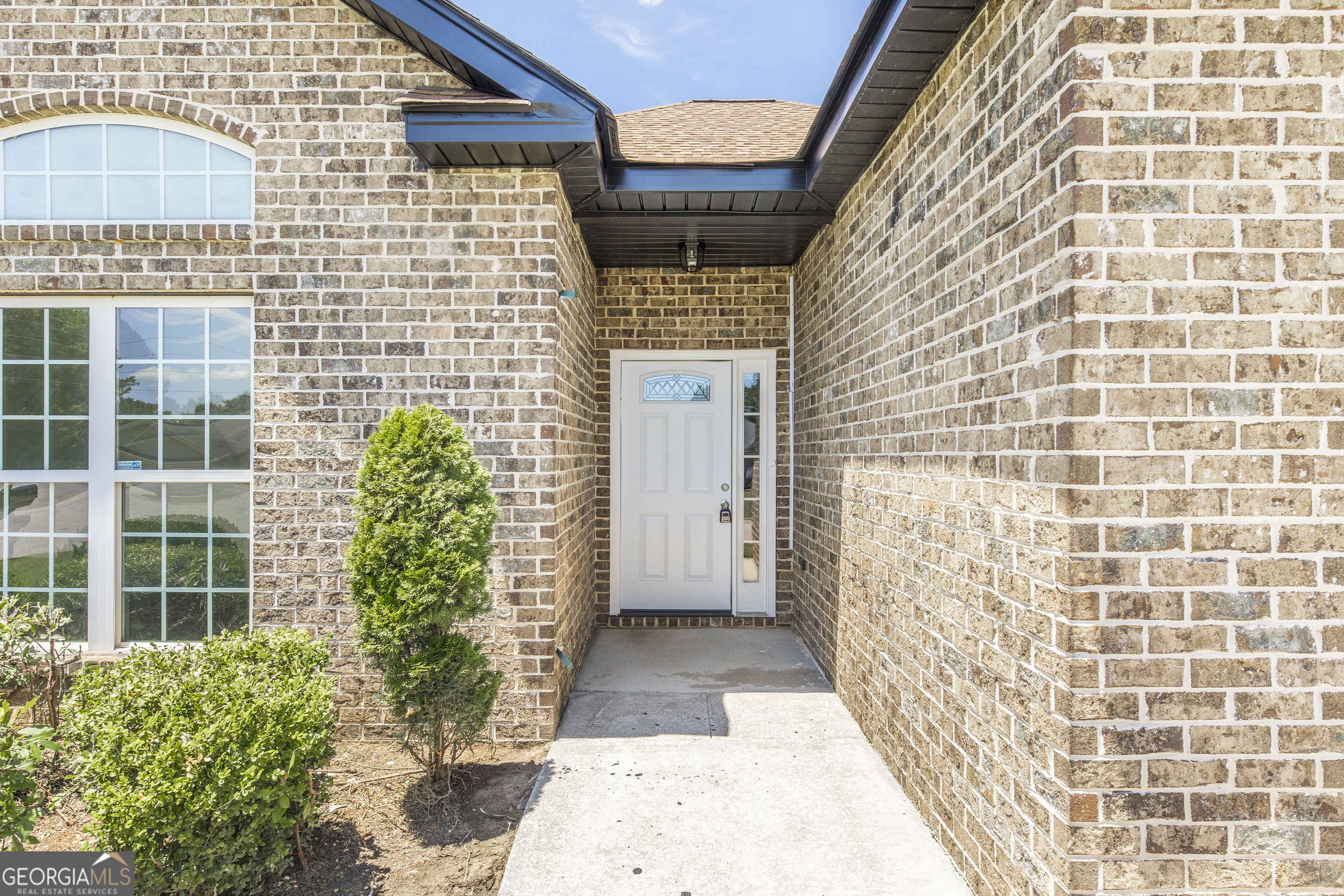 104 Crossing PL