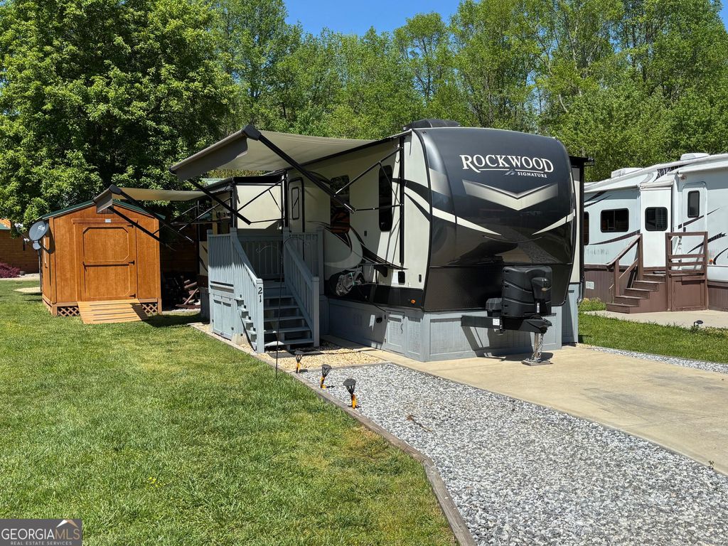 Photo of 21 Elk Meadow Drive, Cleveland, GA 30528 (MLS # 10732024)