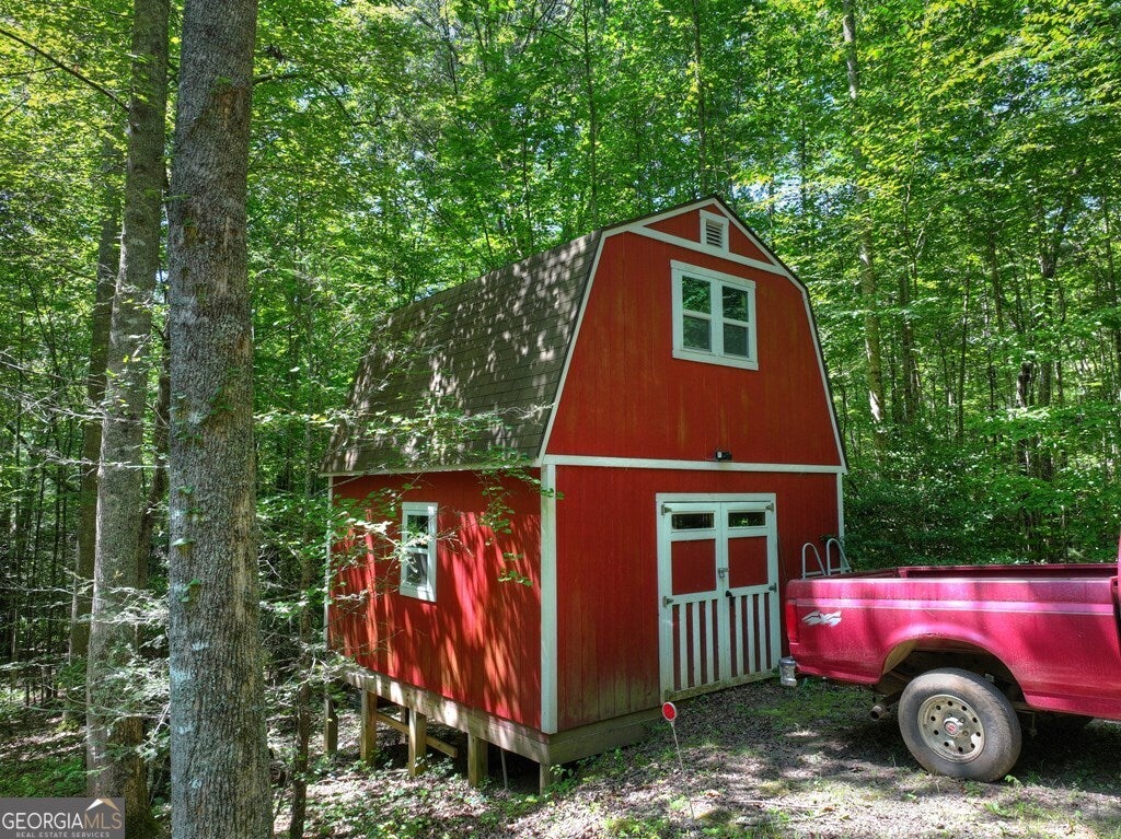 59 Oak LN