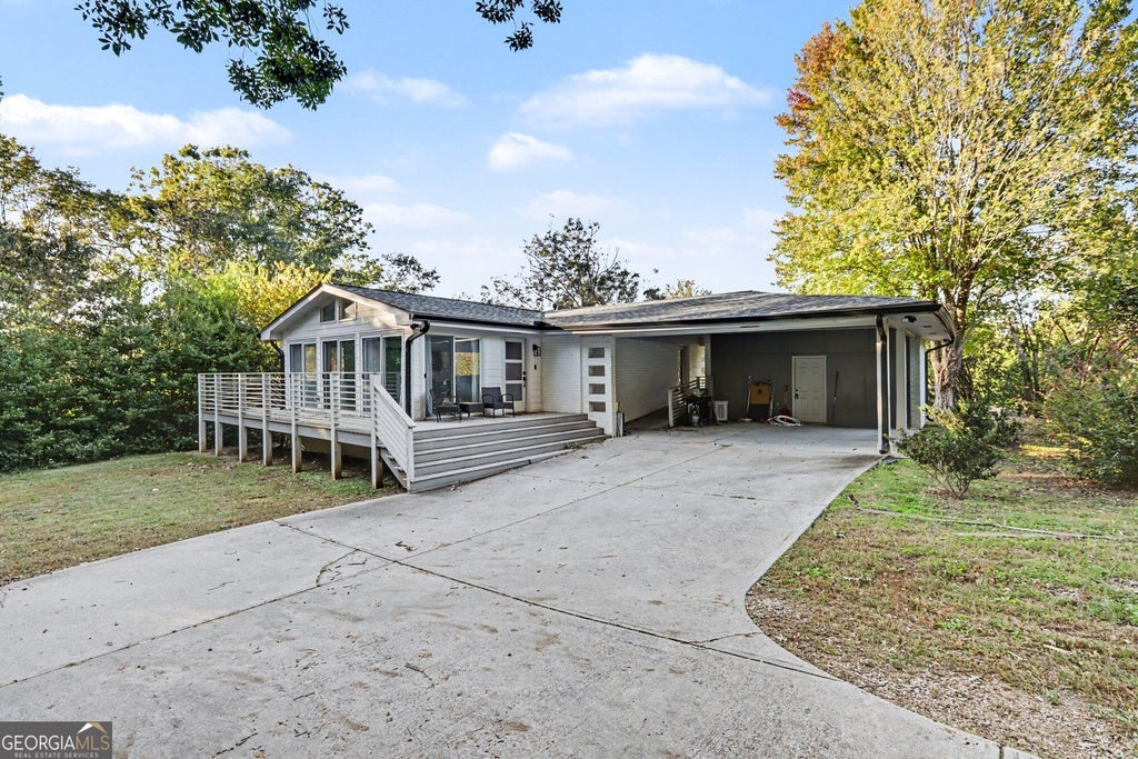 Photo of 1500 Ezra Church Drive NW, Atlanta, GA 30314 (MLS # 10878664)