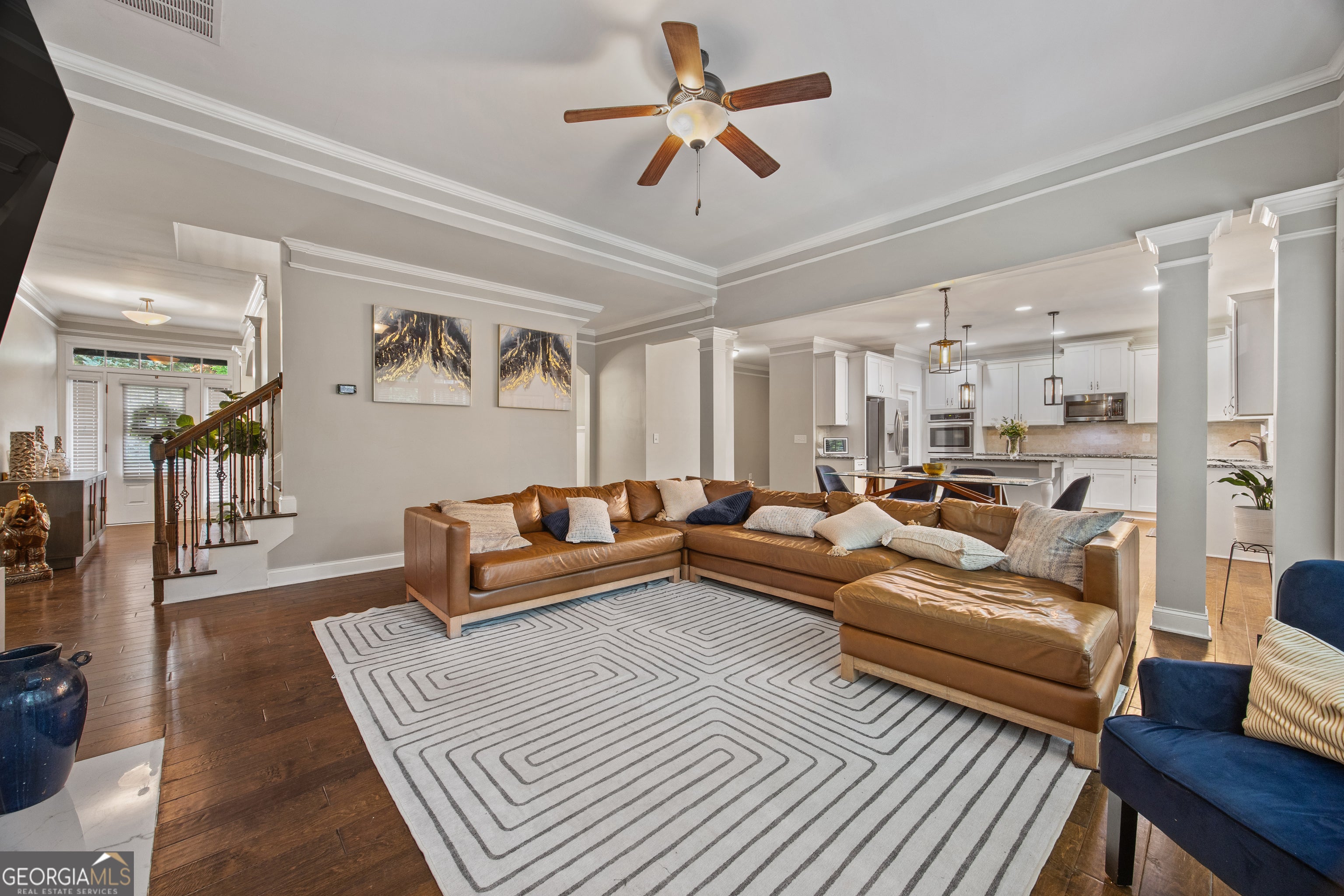 319 Langshire DR