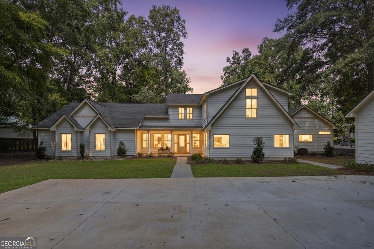 136 N Hidden Lake DR