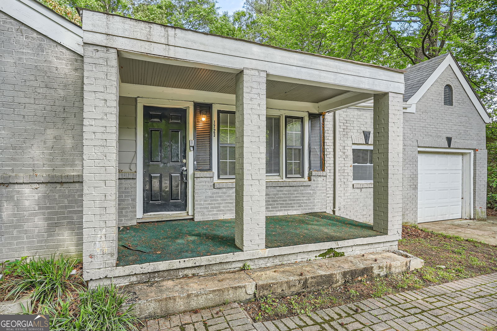EG Turner - Residential