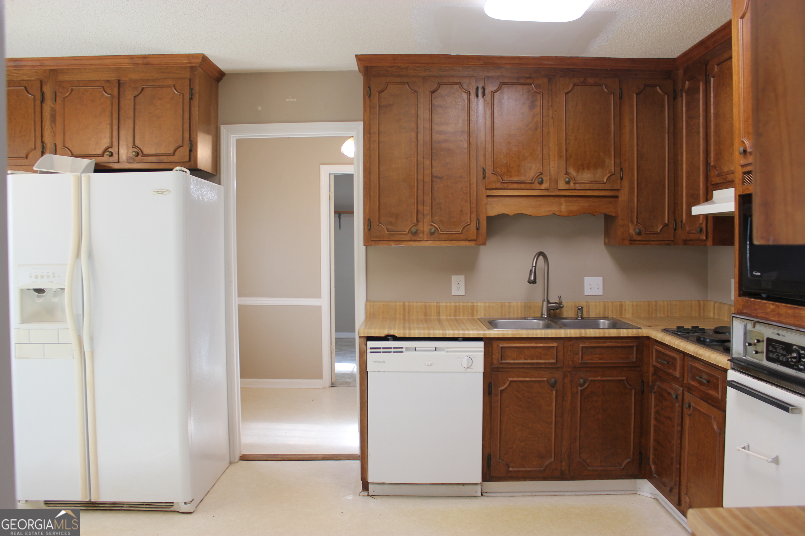 Listening Hills - Residential