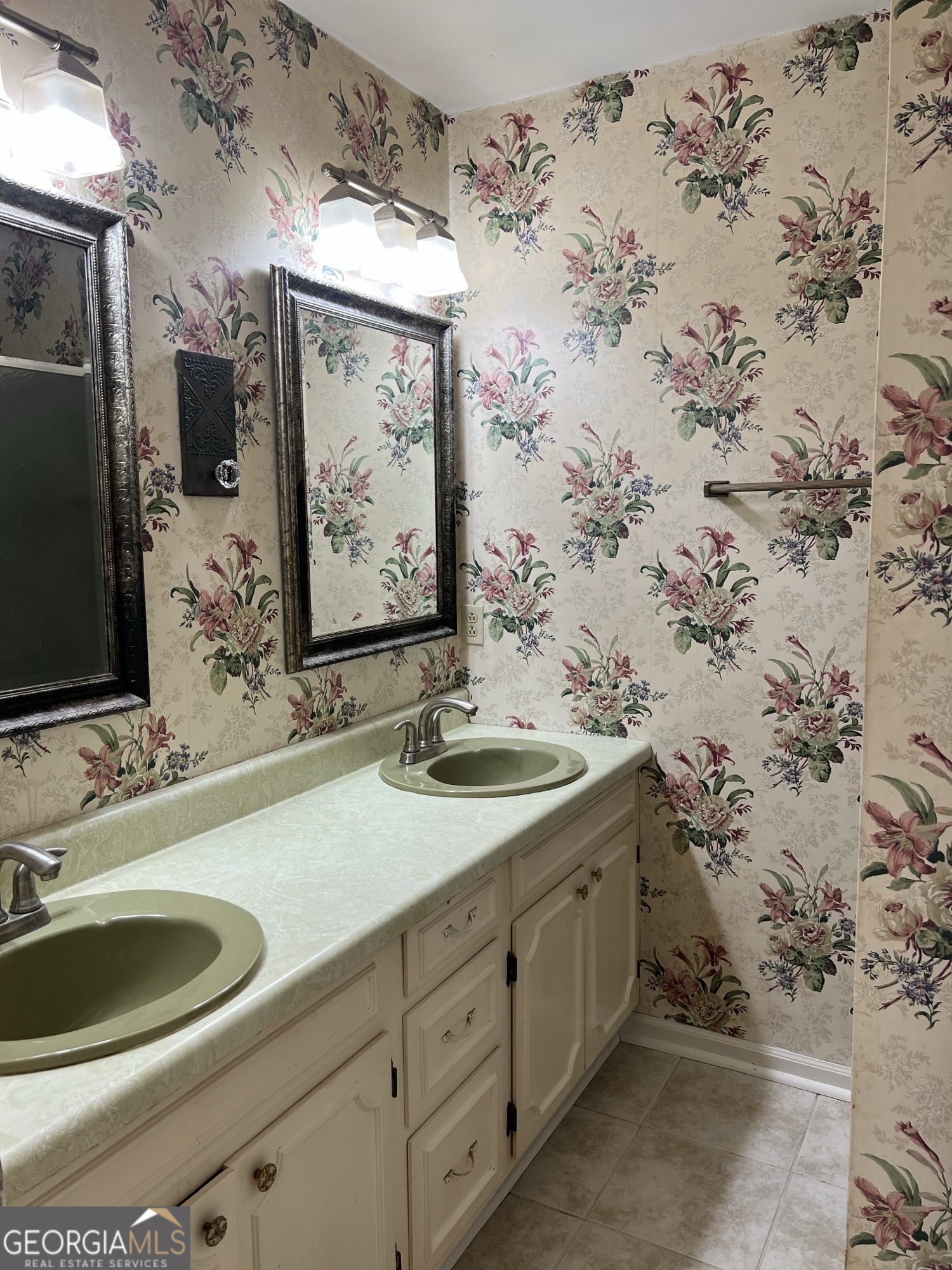 Listening Hills - Residential