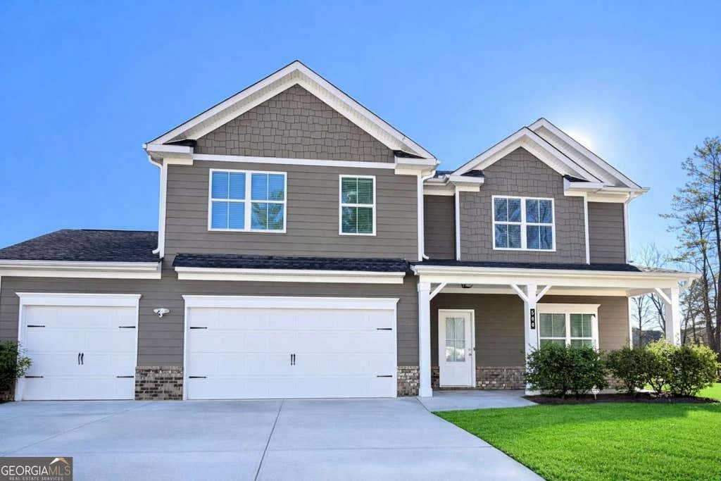 Photo of 500 Stonecreek Bend, Monroe, GA 30655 (MLS # 10820033)