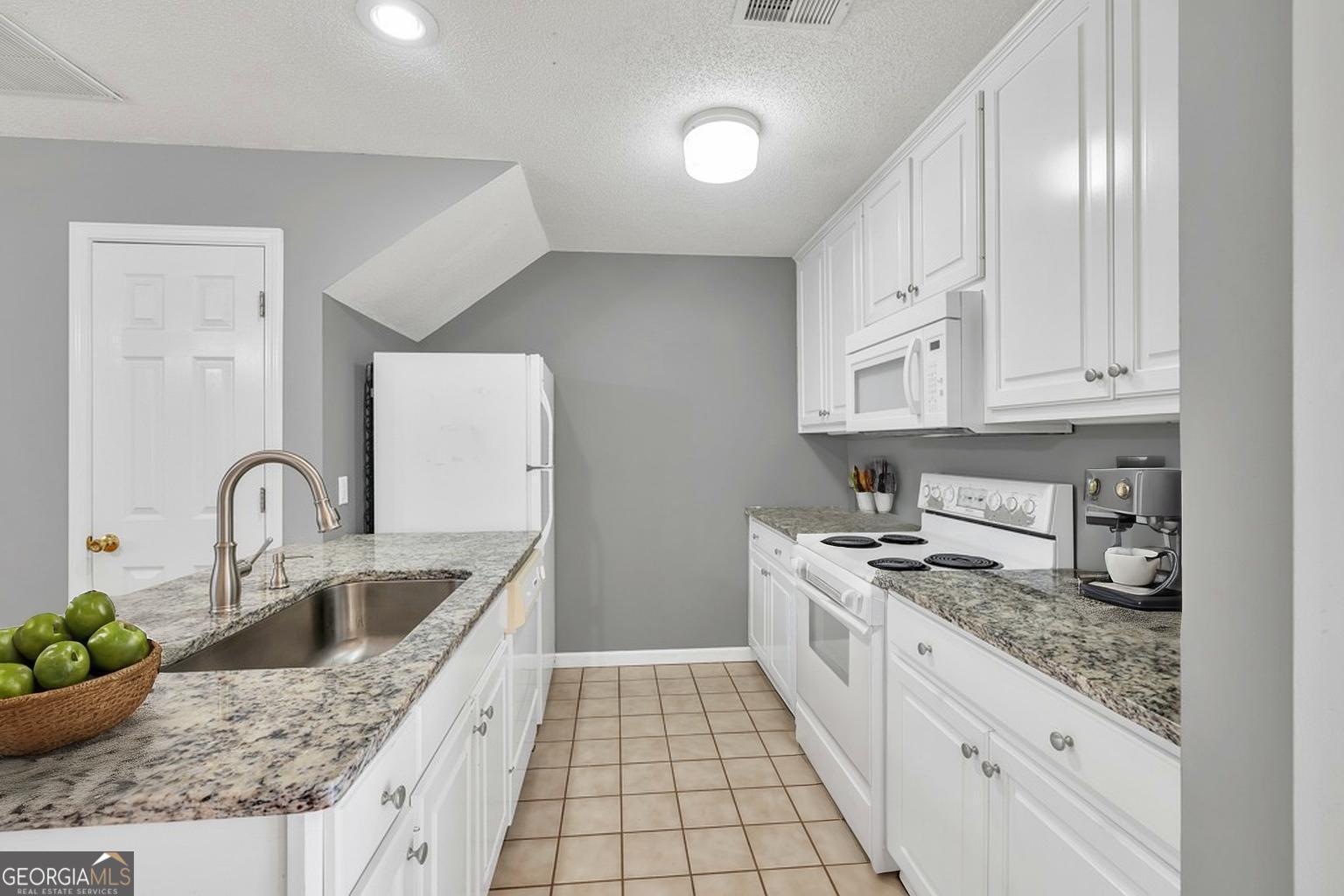 2866 Florence DR