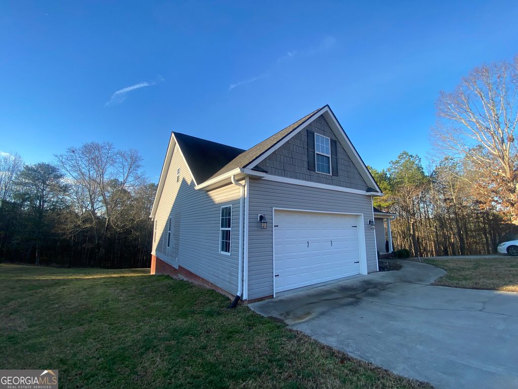 Photo of 425 Wildewood Trail, Chickamauga, GA 30707 (MLS # 10695989)