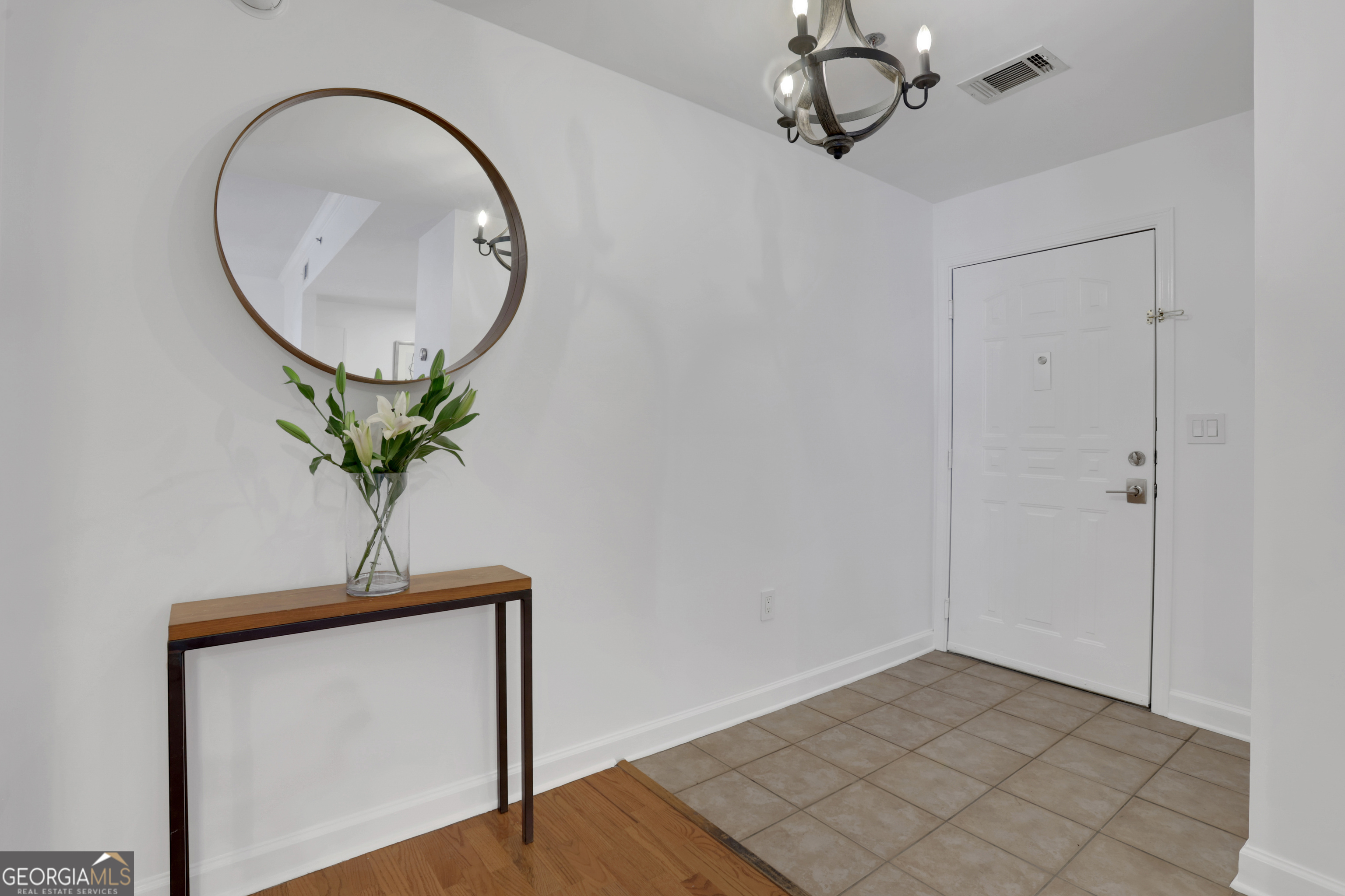 1101 Juniper ST NE APT 618
