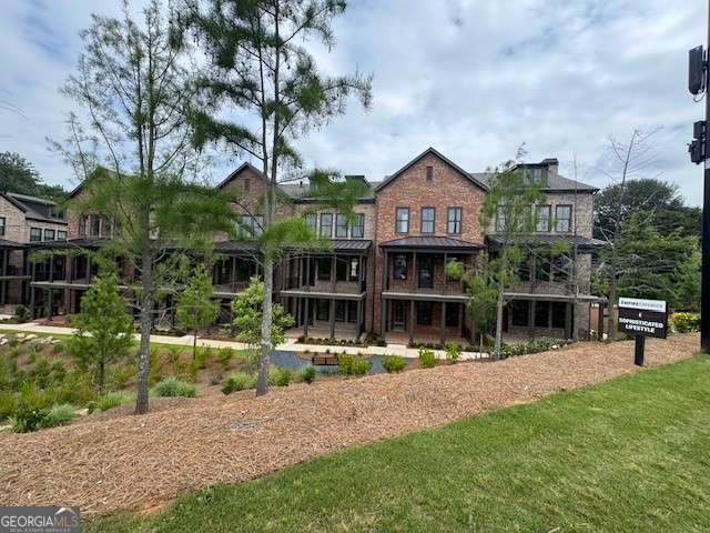 435 Chiswick CIR 21