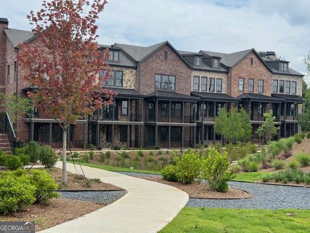 435 Chiswick CIR 21