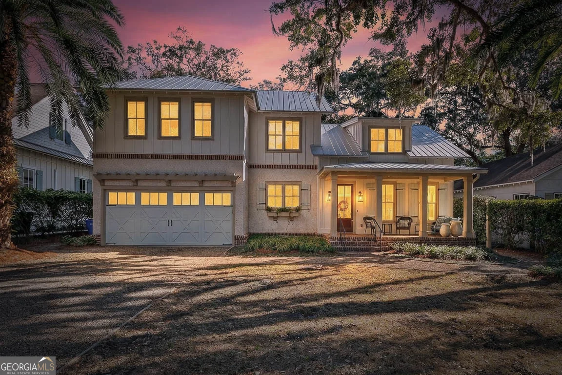 1030 Village Oaks Lane Ln