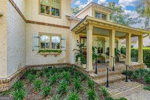 1030 Village Oaks LN