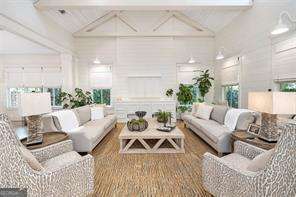 1030 Village Oaks LN